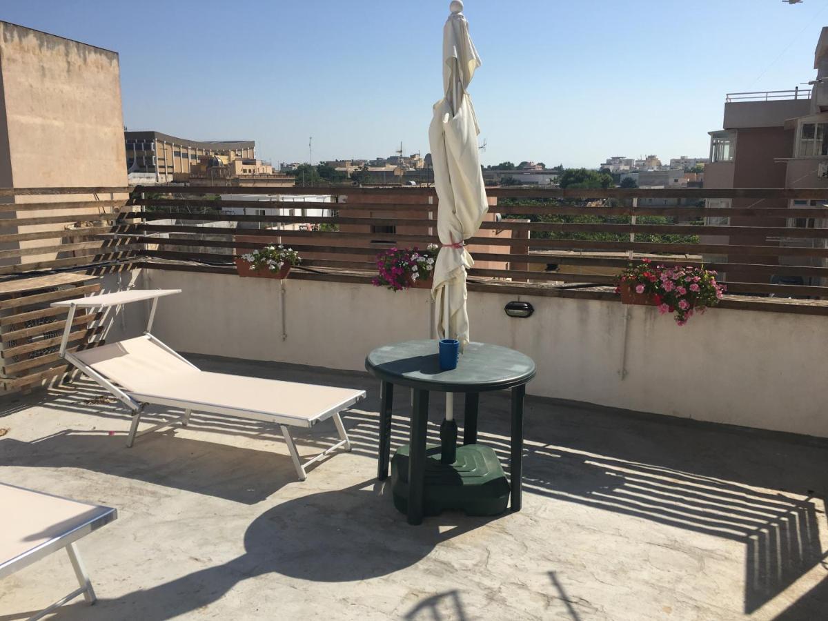 Deliziosa Casa Al Centro Storico Di Marsala Apartman Kültér fotó